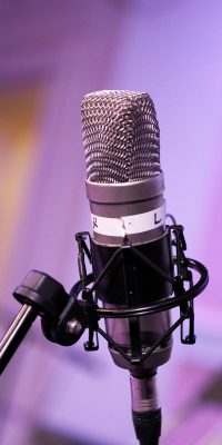 mic-podcast-microphone-broadcasting[1]